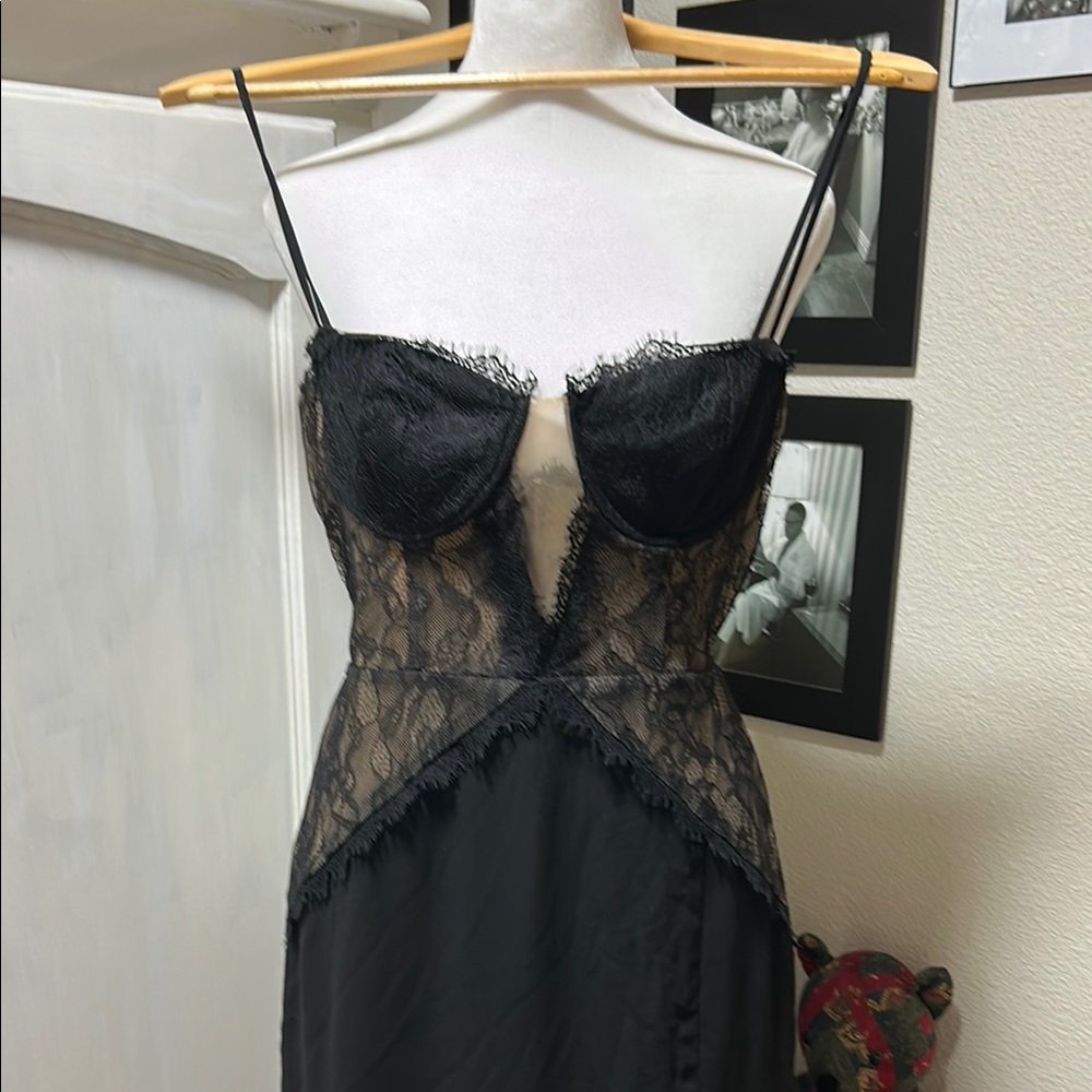 Forever 21 Black Chemise Style spaghetti strap dress with Elegant Lace Details - Picture 2 of 6